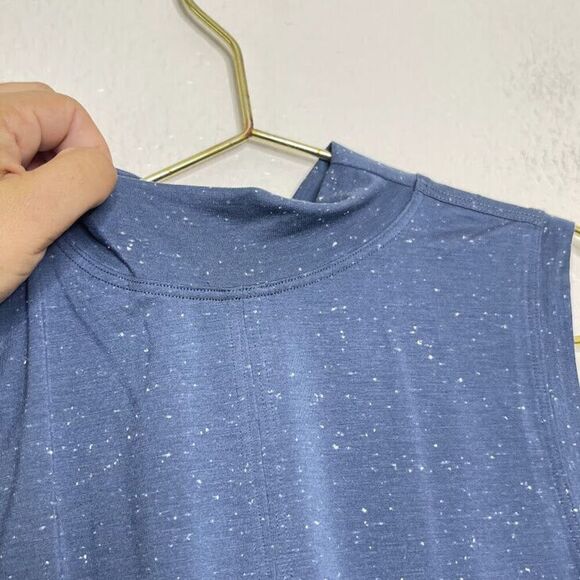 Lululemon Top Size 2 Blue Tie Back Wrap Around Mock Neck Tank Time To Restore - Picture 4 of 11